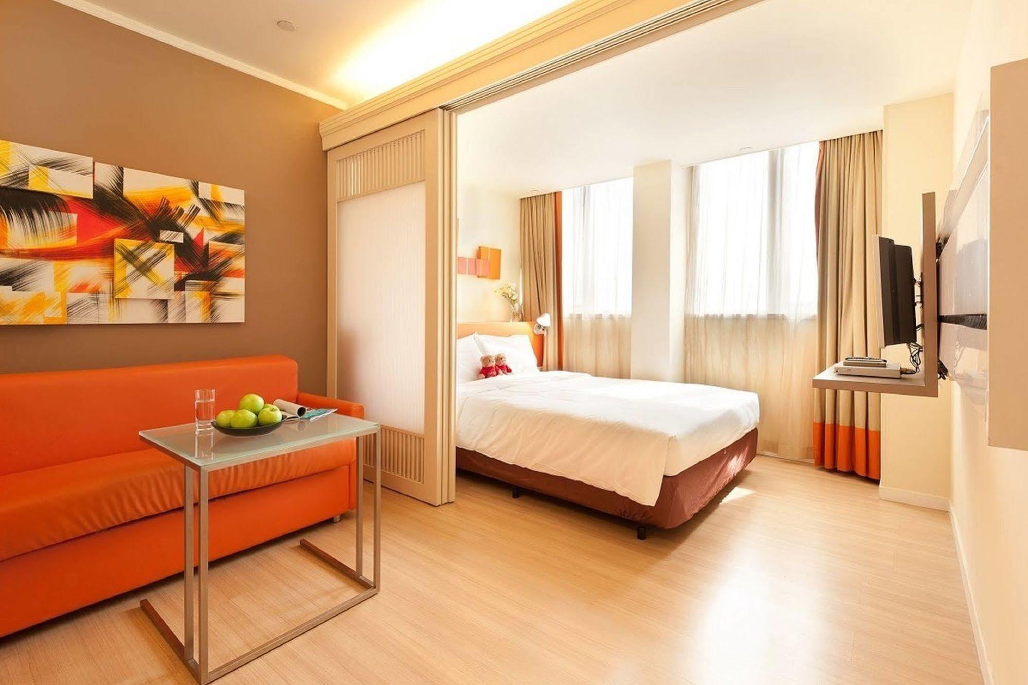 Citadines Ashley Hongkong Aparthotel Exterior foto
